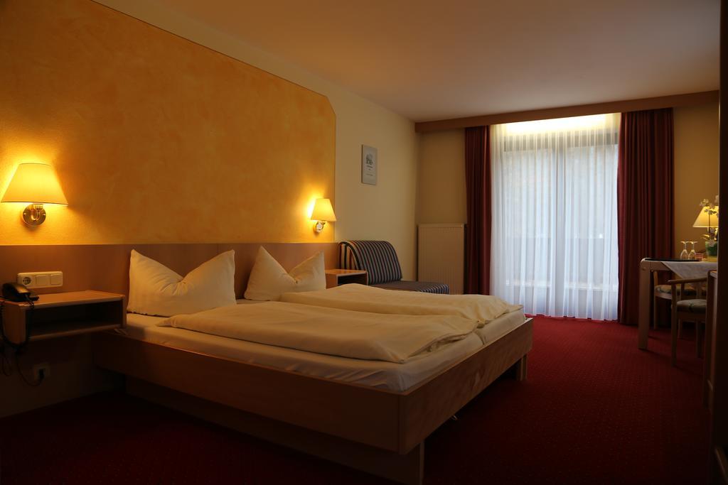 Hotel Koeppeleck เชอเนา อัม เคอนิกเซ ภายนอก รูปภาพ